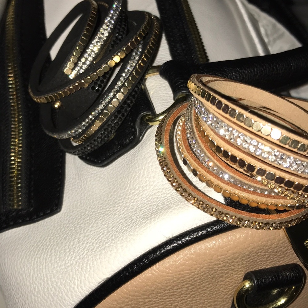 Steve Madden Satchel w/Crossbody Strap & Bracelets - Picture 2 of 8